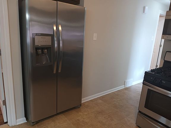 3rd image of 10951 S Buffalo Ave