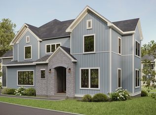 16 Common St, Waltham, MA 02451