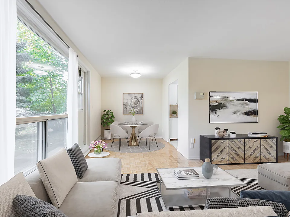 7 Rochefort Dr