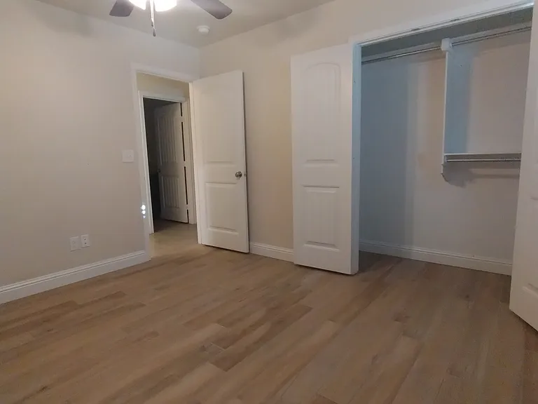 8901 Witmer Ct — Photo 17