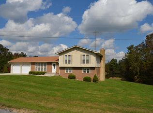 288 Kearney Dr, Crossville, TN 38555