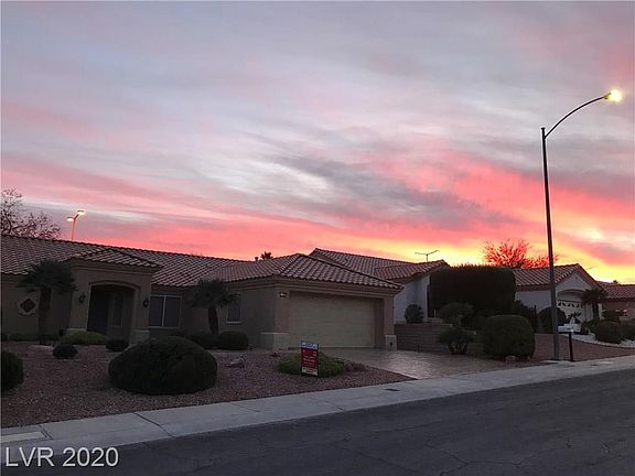 2nd image of 10101 Crescent Creek Dr