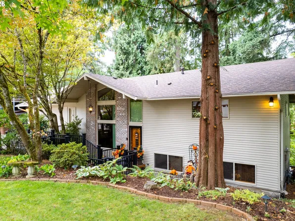 3362 SE Willow St, Hillsboro, OR 97123