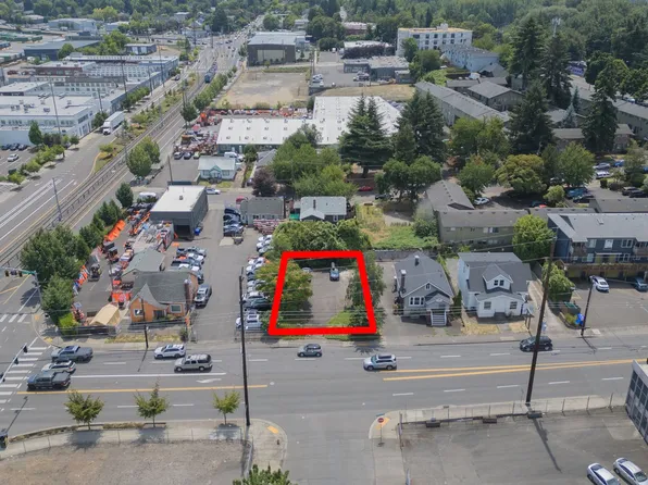 1590 SE Holgate Blvd, Portland, OR 97202