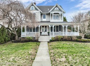 24 Irving Pl, Red Bank, NJ 07701