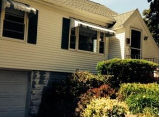 253 Melbourne St, Portsmouth, NH 03801