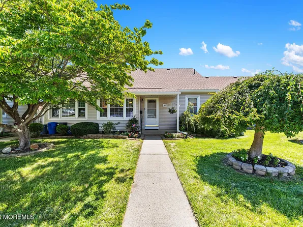 145 C Parkway Drive, Freehold, NJ 07728