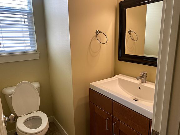 5th image of 315 E Hidden Garden Ln