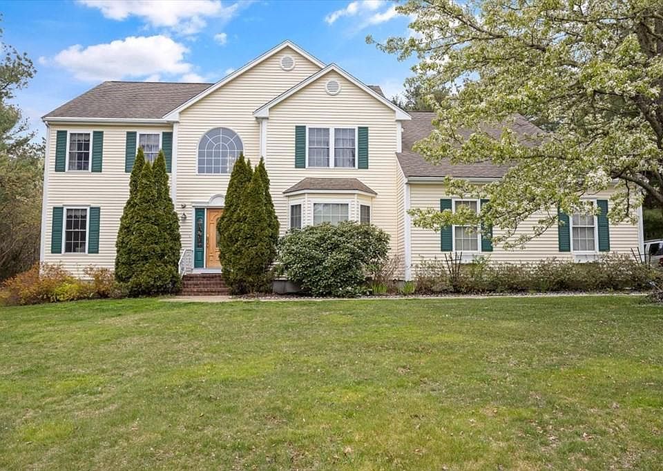 1st image of 18 Eagle Dr