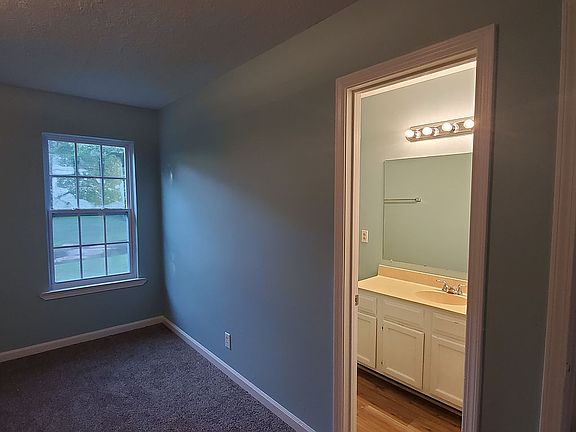 bedroom/bathroom entrance