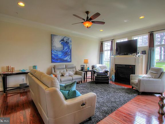 4th image of 8817 Boulder Hill Pl