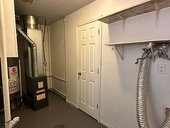 5th image of 841 Pierce St