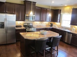 2204 Pointe View Dr, Mars, PA 16046