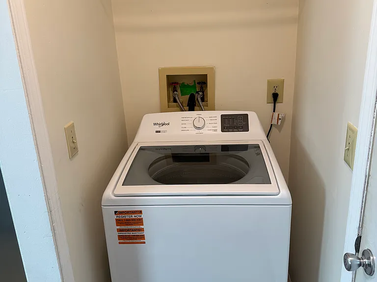240 Locust View Way — Photo 7