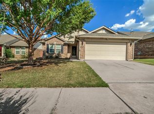 18504 Rastro Dr, Edmond, OK 73012