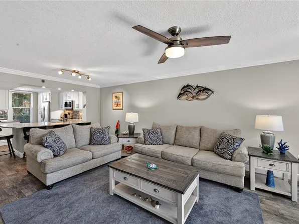 4480 Fairways Blvd APT 108, Bradenton, FL 34209