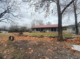 2002 Cedar Bluff Rd, Fort Gibson, OK 74434