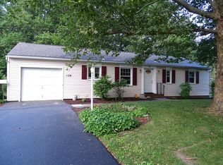 130 Gate House Trl, Henrietta, NY 14467