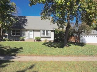 2413 6th St SW, Altoona, IA 50009