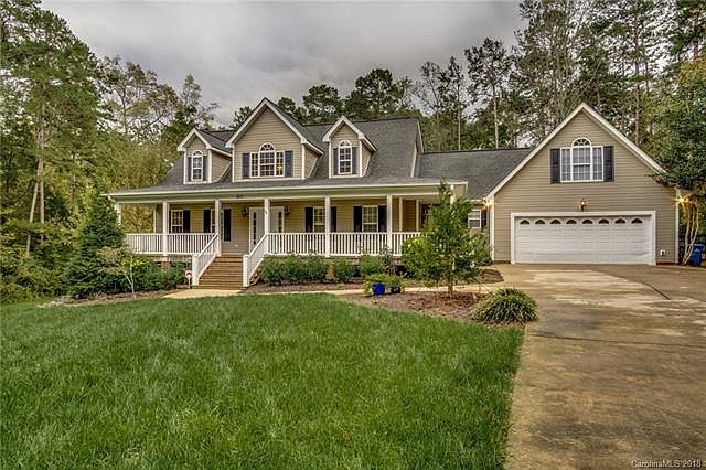 1st image of 4017 Cherrybrook Dr