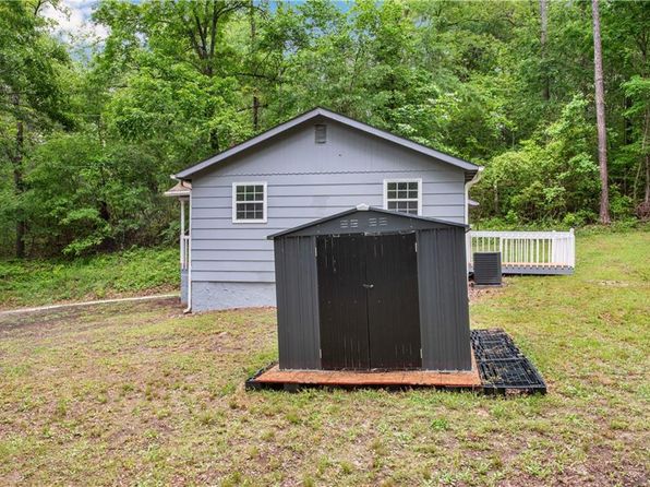 1786 Richard Rd NE, Conyers, GA 30012