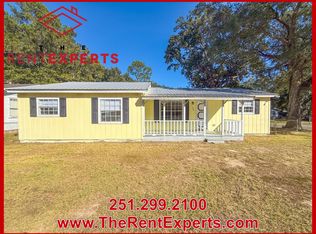 108 Railroad St, Eight Mile, AL 36571