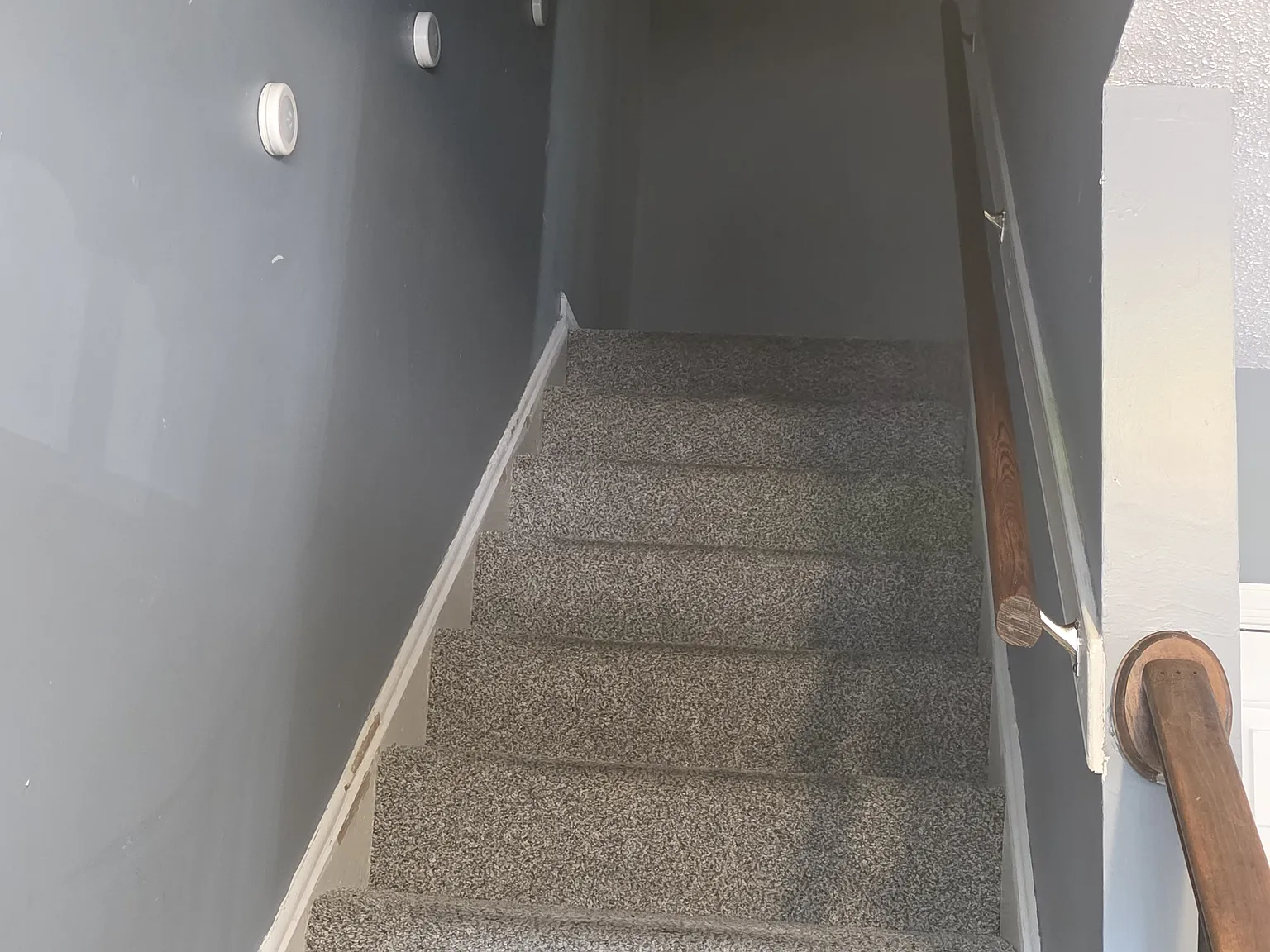 3 bed, 1156 sqft, $2,100 — Photo 4