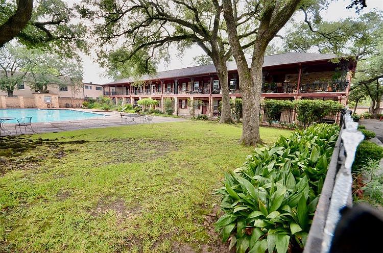 1st image of 5216 Arboles Dr APT 7