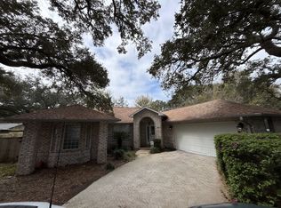 1253 Bayshore Rd, Gulf Breeze, FL 32563