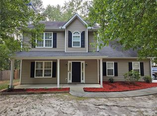 7001 Greenridge Dr, Loganville, GA 30052