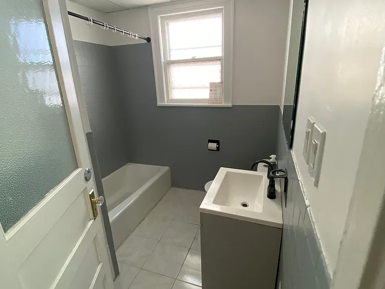 78 Pinewoods Ave — Photo 3