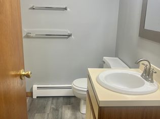 33-14 Windermere Ave, Vernon Rockville, CT 06066