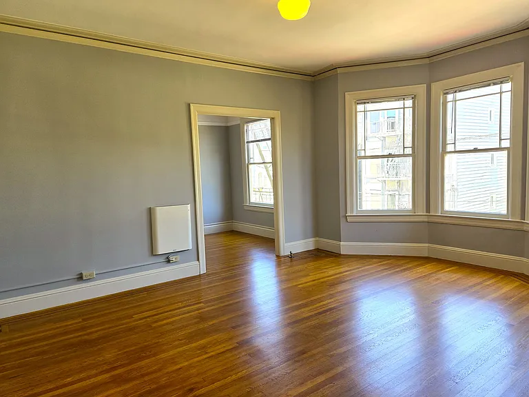 1401 Grove St #6 — Photo 4