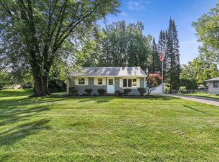 3418 Greenbrier St, Vadnais Heights, MN 55127