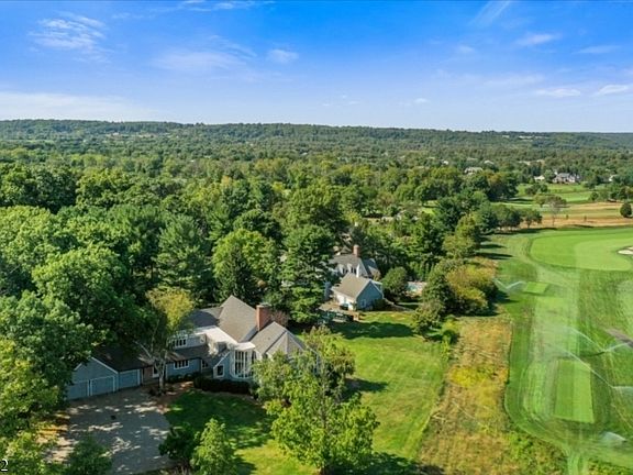 2nd image of 126 Rolling Hill Rd