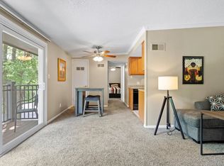 5720 Martway St #5720201, Mission, KS 66202