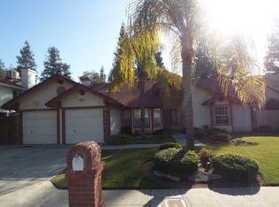 1611 E Omaha Ave, Fresno, CA