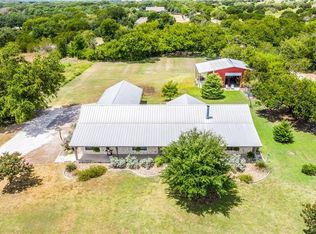 106 Gardengate Ct, Cresson, TX 76035