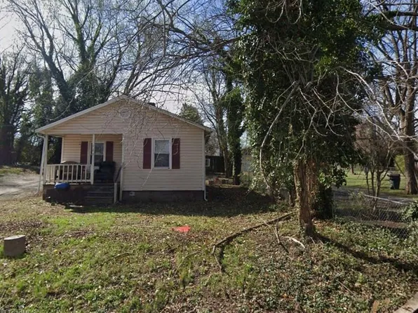 127 Scott St, Reidsville, NC 27320