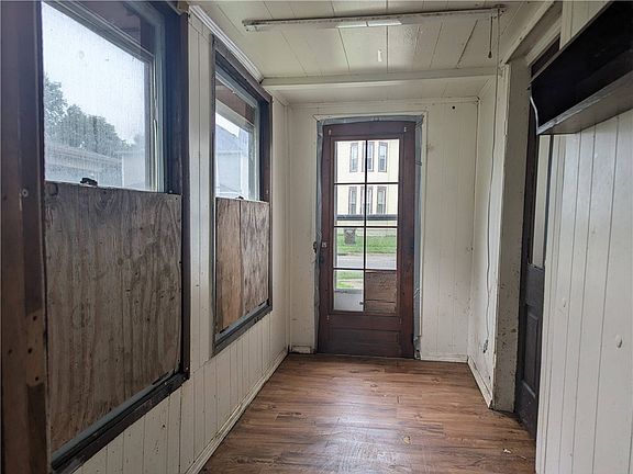 3rd image of 314 S Miami Ave