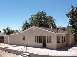 2908 Barcelona Rd SW, Albuquerque, NM 87105