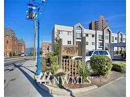 25 N Broadway #310 photo 1