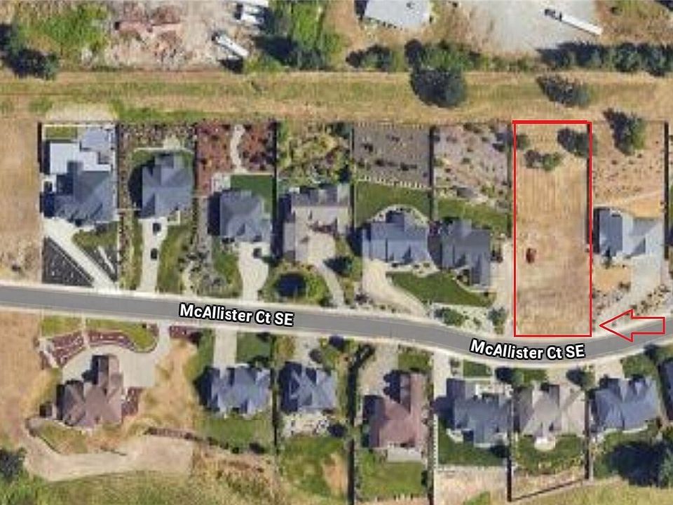 2nd image of 1723 McAllister Ct SE