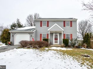 605 Hereford Rd, Elizabethtown, PA 17022