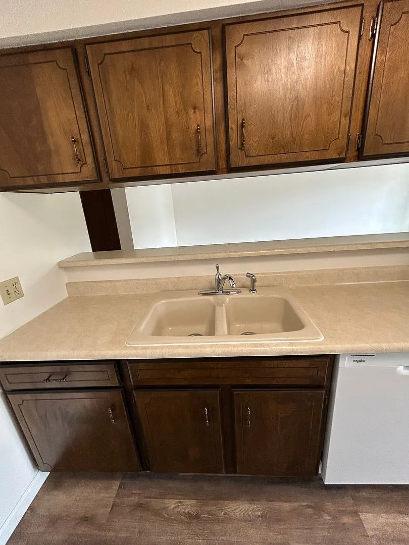 Woodland Ridge (CG 295) — Photo 4