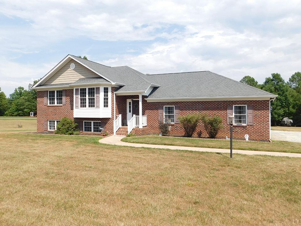 1st image of 128 Mansfield Dr