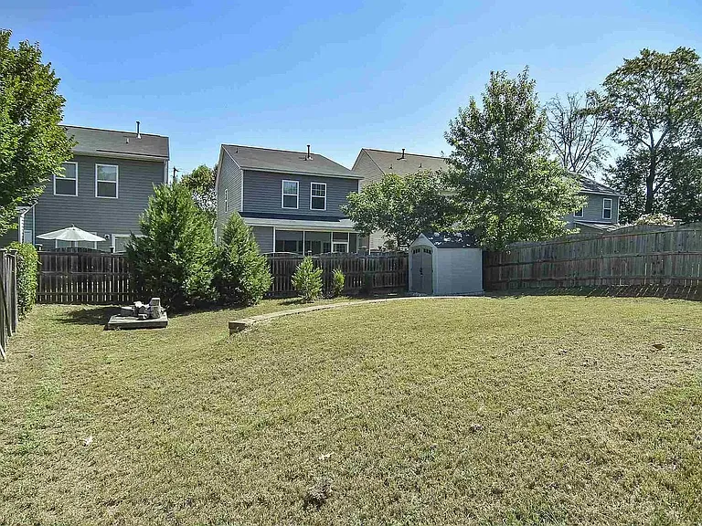 305 Chestnut Oak Ct — Photo 31