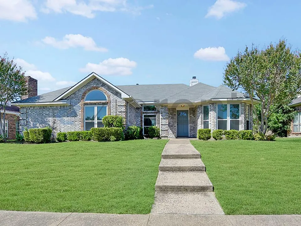 2508 Hawk Dr