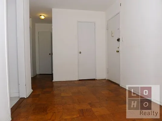 Rented by LoHo Realty | media 5
