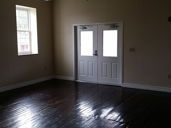 5th image of 1301 Harmony Mls W